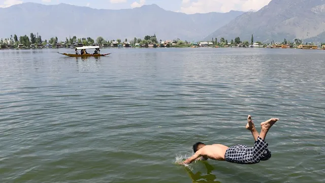 kashmir-breaks-its-25-year-old-record-records-highest-july-temperature-amid-sweltering-heat